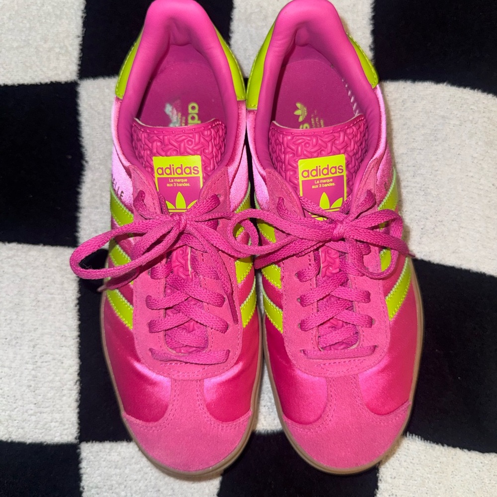 Adidas Gazelle Women's Pink and Yellow Sneakers - Picture 2 of 2